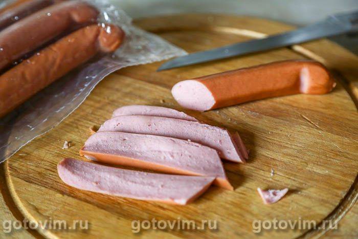Тости з сосисками, огірком і сиром
